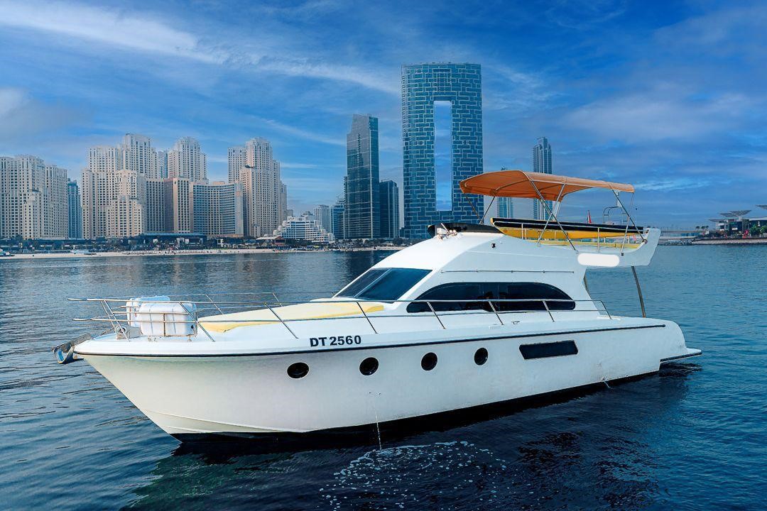 48ft luxury Yacht – 15 PAX