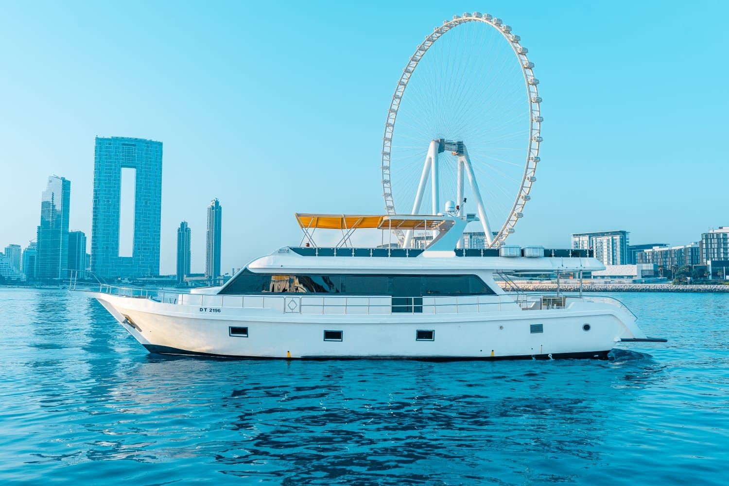 95ft Luxury Yacht – 70 Pax